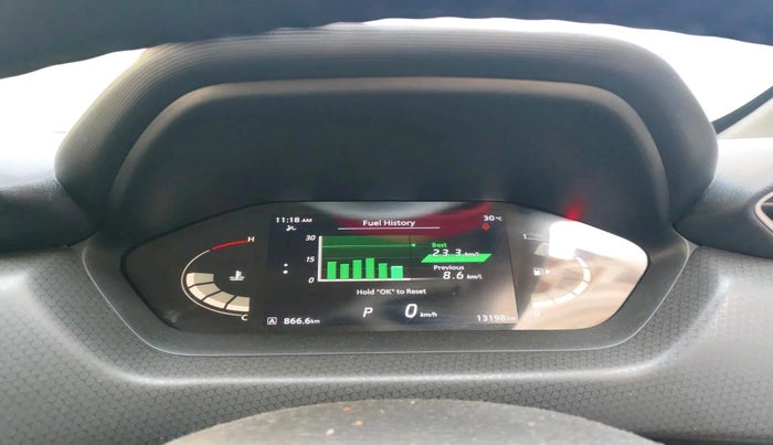 2024 Nissan MAGNITE XV PREMIUM TURBO CVT, Petrol, Automatic, 13,198 km, interior