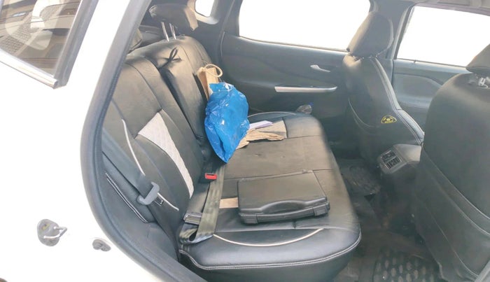 2024 Nissan MAGNITE XV PREMIUM TURBO CVT, Petrol, Automatic, 13,198 km, interior