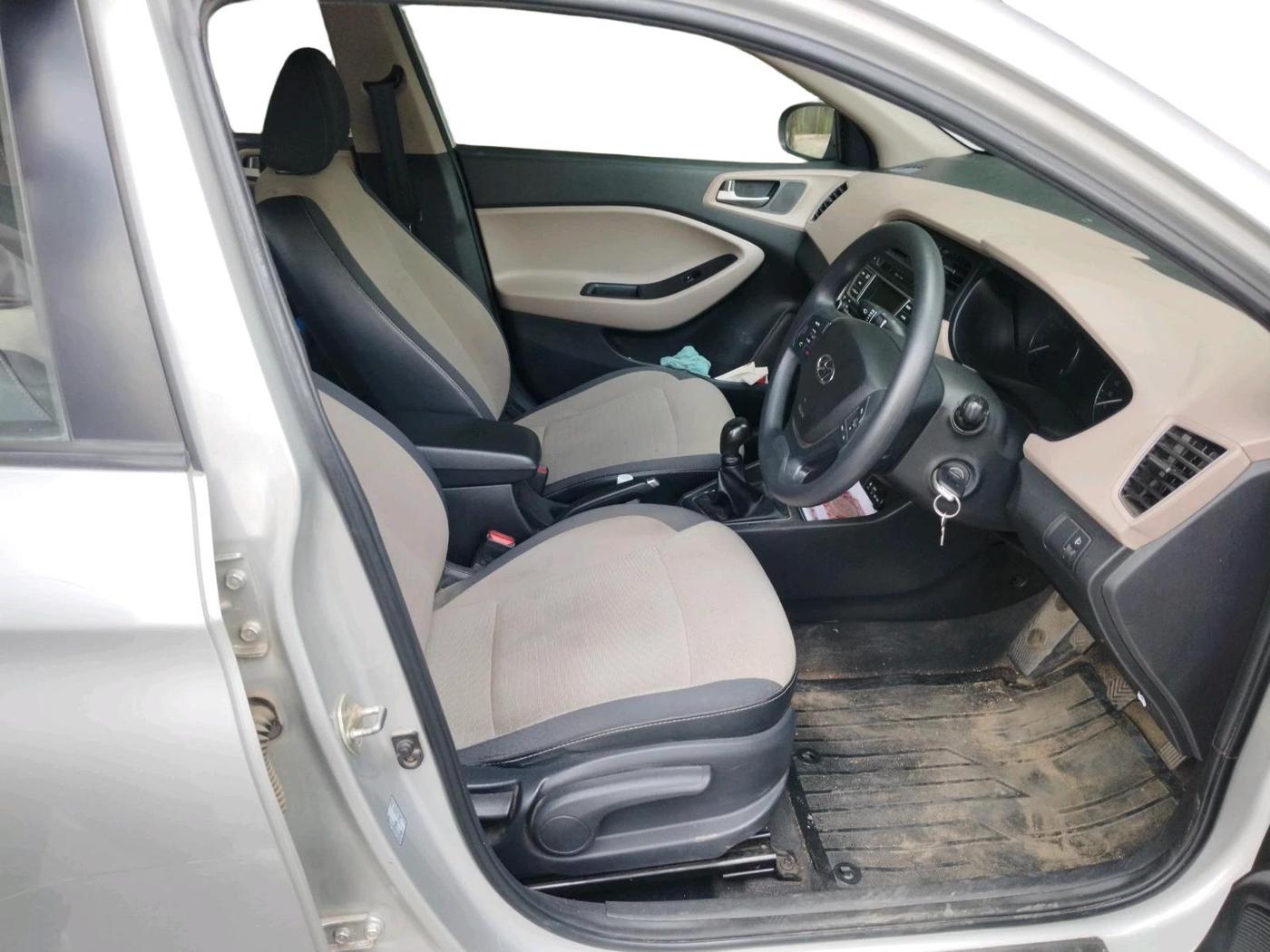 2017 Hyundai Elite i20 SPORTZ 1.2, Petrol, Manual, 86,851 km, interior
