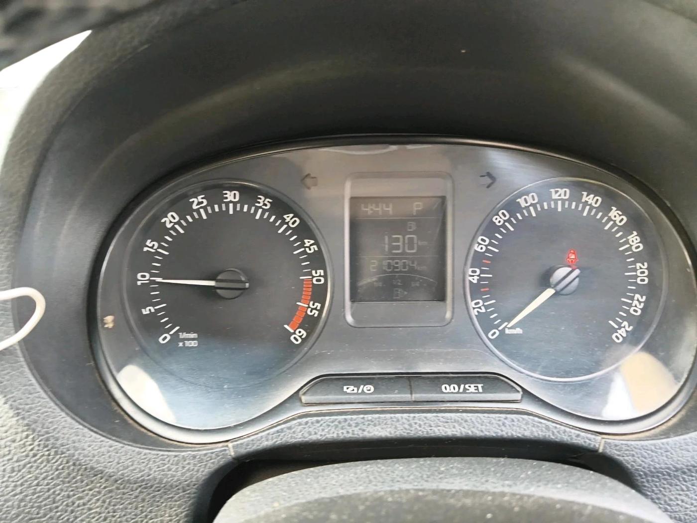 2019 Skoda Rapid AMBITION 1.5 TDI AT, Diesel, Automatic, 2,10,904 km, interior