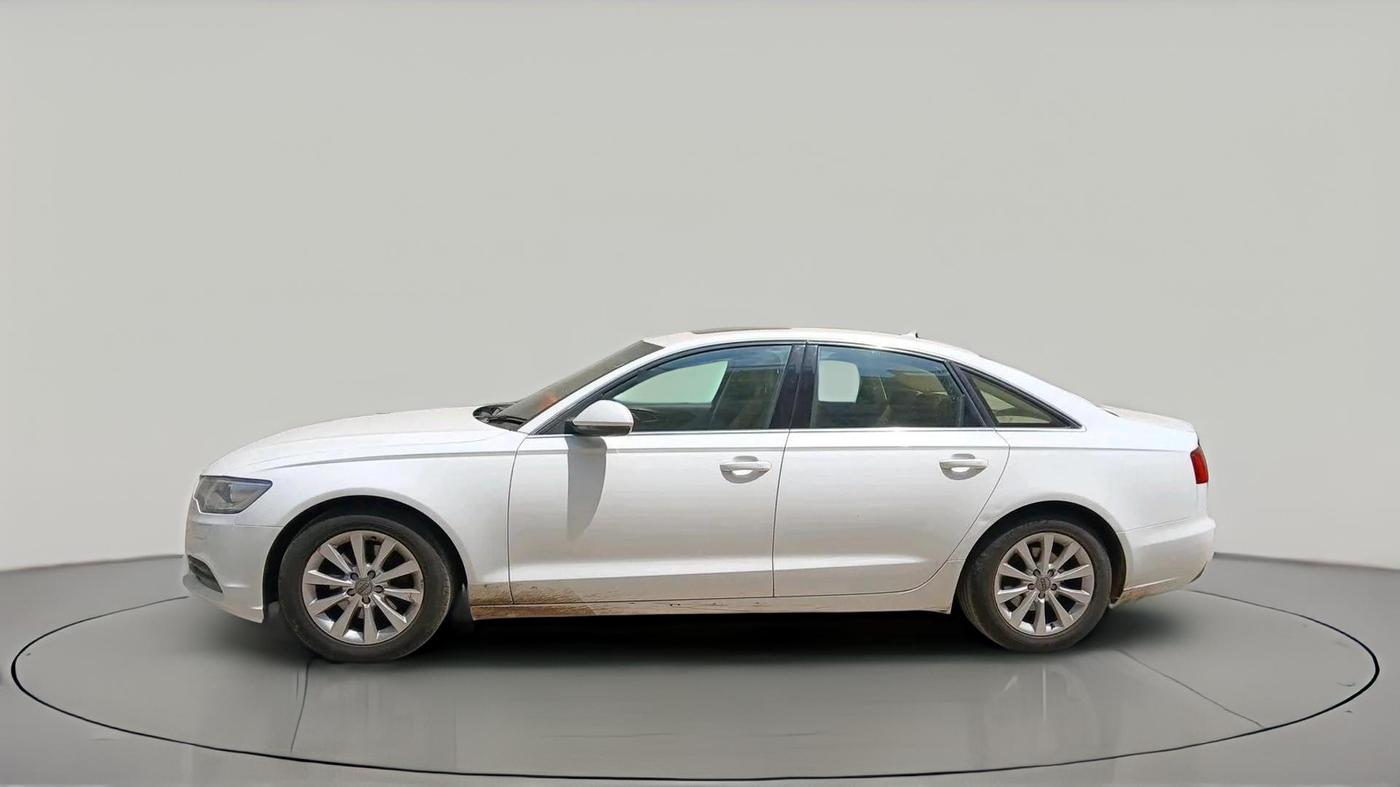 2013 Audi A6 2.0 TDI PREMIUM PLUS, Diesel, Automatic, 1,84,653 km, exterior
