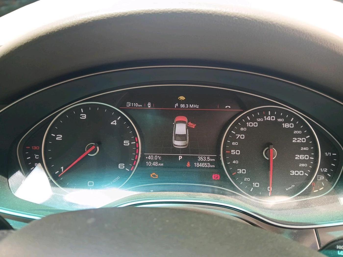 2013 Audi A6 2.0 TDI PREMIUM PLUS, Diesel, Automatic, 1,84,653 km, interior