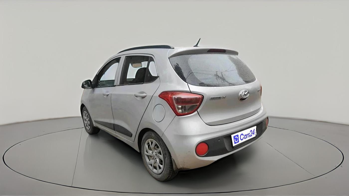 2018 Hyundai Grand i10 SPORTZ 1.2 KAPPA VTVT, CNG, Manual, 1,36,883 km, exterior