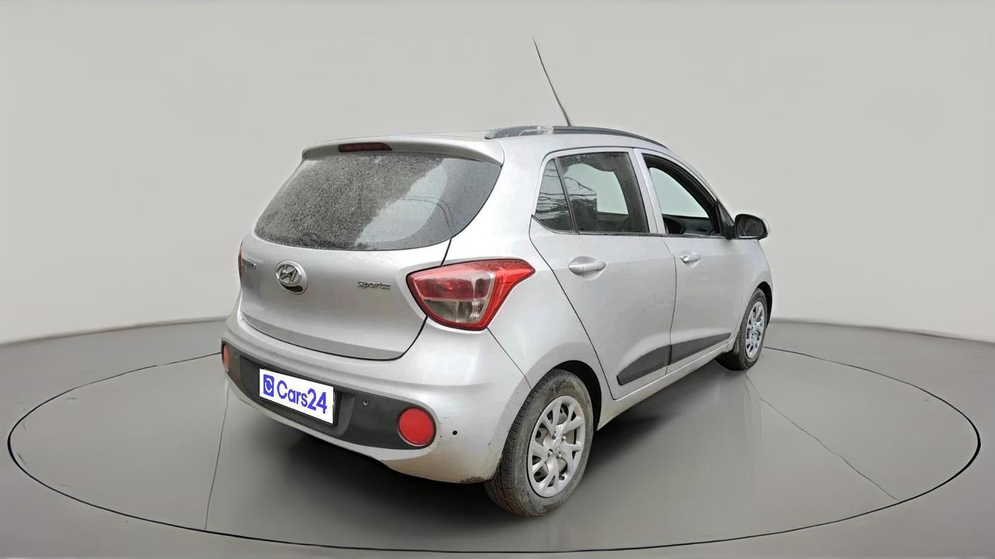 2018 Hyundai Grand i10 SPORTZ 1.2 KAPPA VTVT, CNG, Manual, 1,36,883 km, exterior