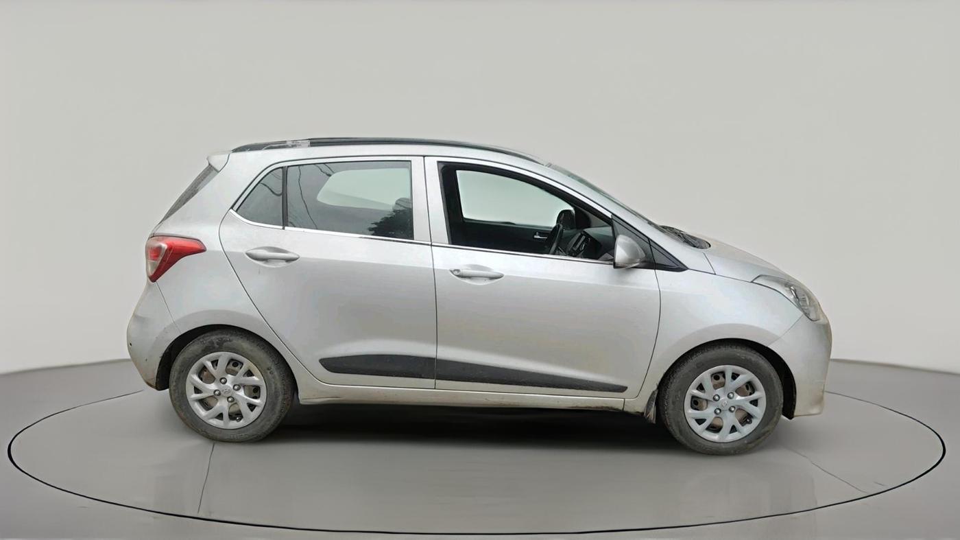 2018 Hyundai Grand i10 SPORTZ 1.2 KAPPA VTVT, CNG, Manual, 1,36,883 km, exterior