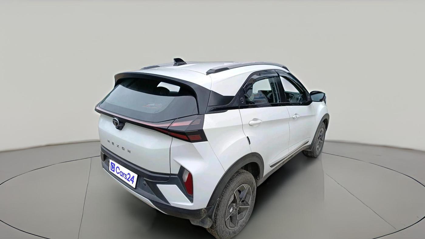 2024 Tata NEXON CREATIVE PLUS S 1.2 REVOTRON 7 DCA, Petrol, Automatic, 18,176 km, exterior