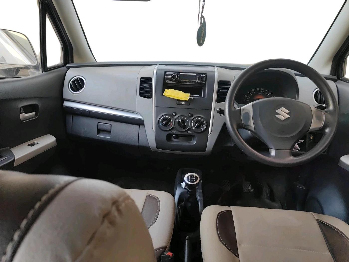 2011 Maruti Wagon R 1.0 LXI, CNG, Manual, 73,273 km, interior