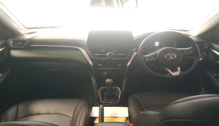 2024 Toyota URBAN CRUISER HYRYDER G NEO DRIVE, Petrol, Manual, 22,296 km, interior