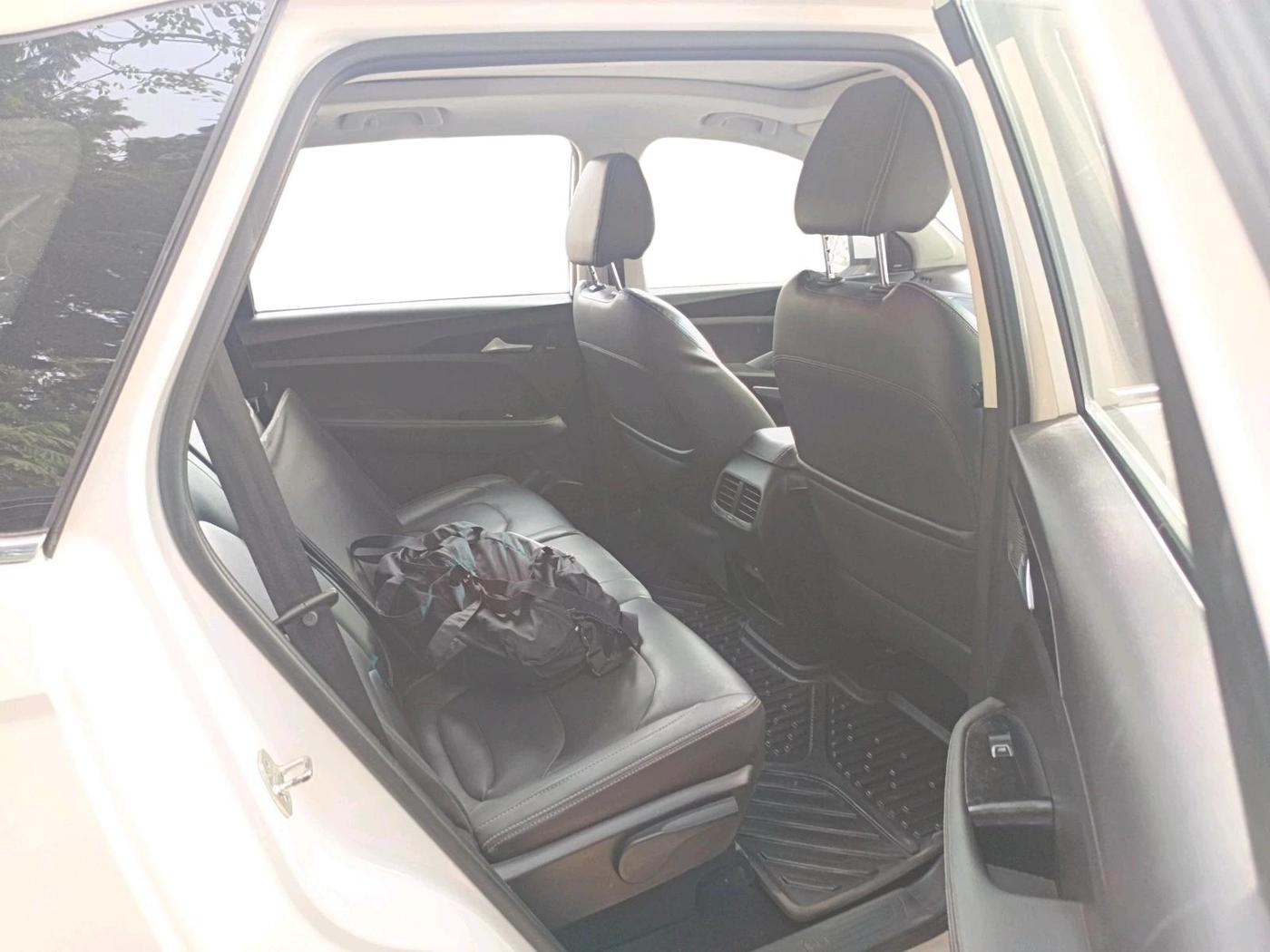 2019 MG HECTOR SHARP 2.0 DIESEL, Diesel, Manual, 1,08,618 km, interior