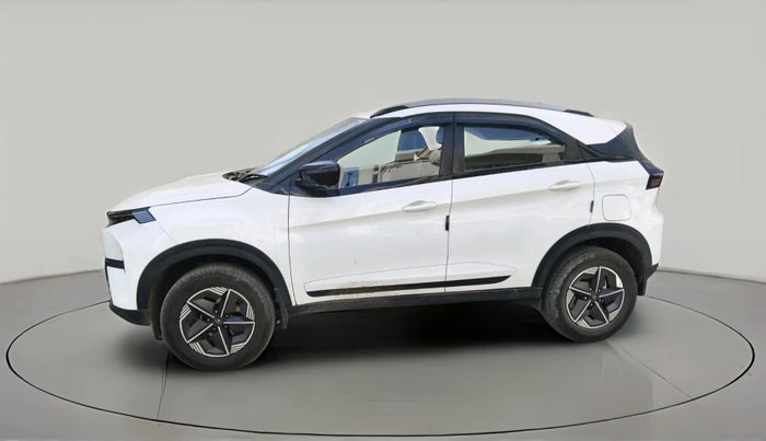 2024 Tata NEXON CREATIVE + SUNROOF 1.2 PETROL, Petrol, Manual, 10,708 km, exterior