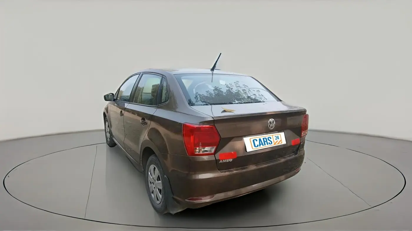 2017 Volkswagen Ameo COMFORTLINE 1.2L, Petrol, Manual, 1,13,830 km, exterior