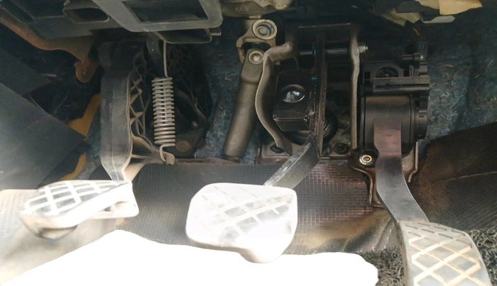 2017 Volkswagen Ameo COMFORTLINE 1.2L, Petrol, Manual, 1,13,768 km, interior