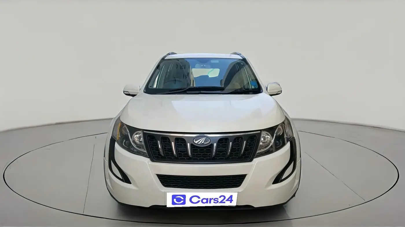 2016 Mahindra XUV500 W6, Diesel, Manual, 69,468 km, exterior