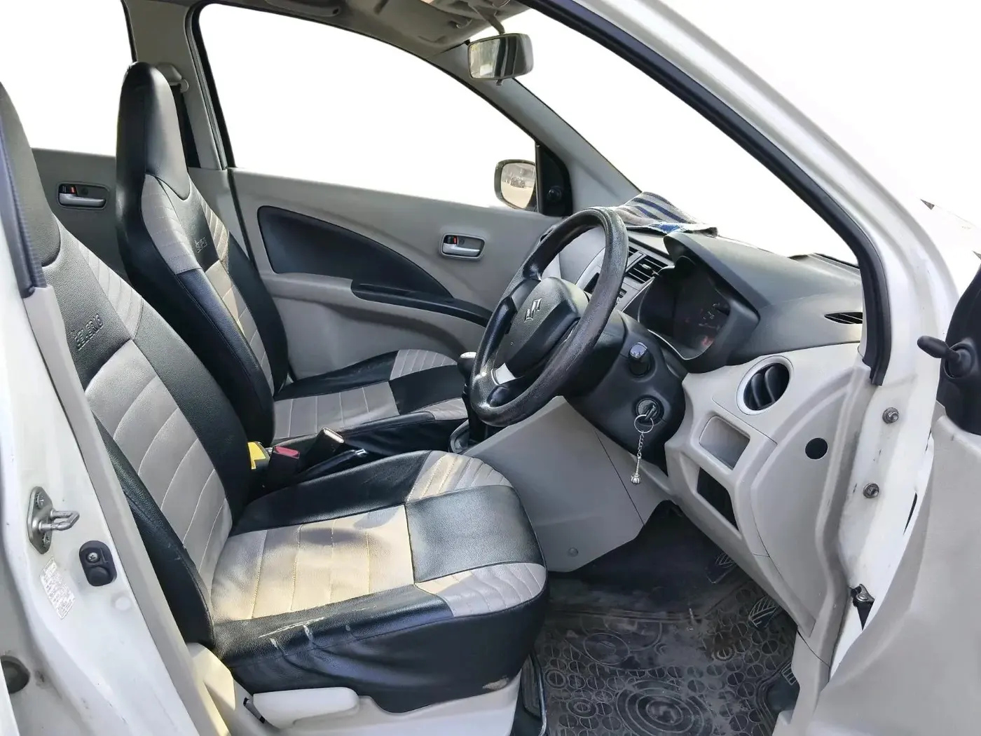 2015 Maruti Celerio VDI, Diesel, Manual, 1,41,548 km, interior