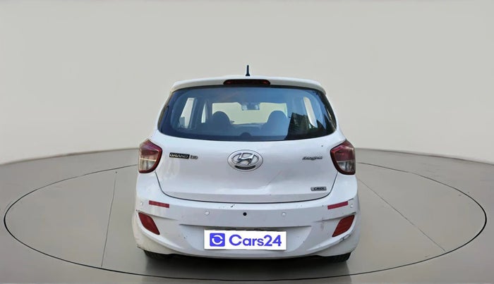 2015 Hyundai Grand i10 MAGNA 1.1 CRDI, Diesel, Manual, 1,04,207 km, exterior