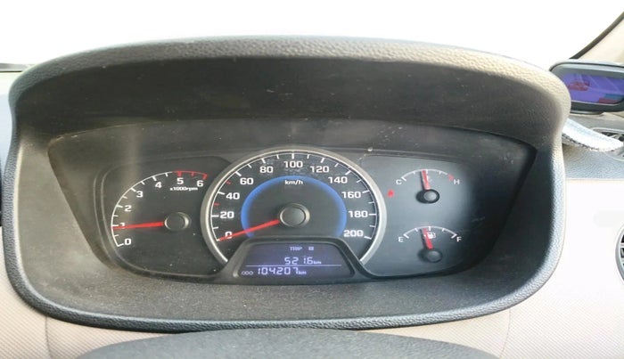 2015 Hyundai Grand i10 MAGNA 1.1 CRDI, Diesel, Manual, 1,04,207 km, interior