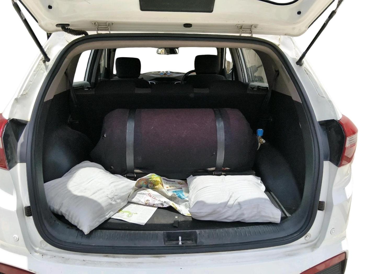 2017 Hyundai Creta E PLUS 1.6 PETROL, CNG, Manual, 1,02,015 km, exterior