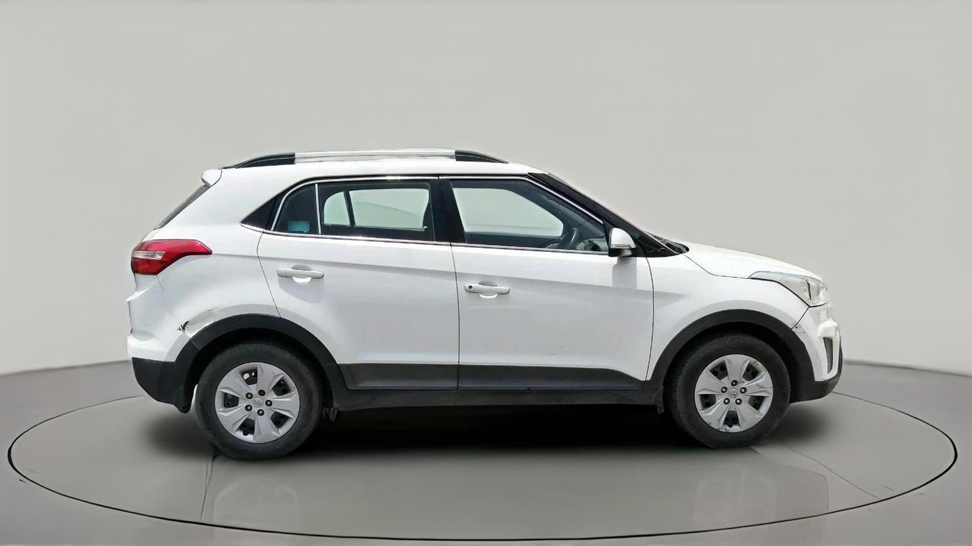 2017 Hyundai Creta E PLUS 1.6 PETROL, CNG, Manual, 1,02,015 km, exterior