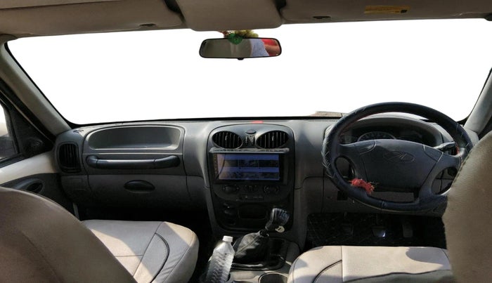 2014 Mahindra Scorpio LX, Diesel, Manual, 1,18,836 km, interior