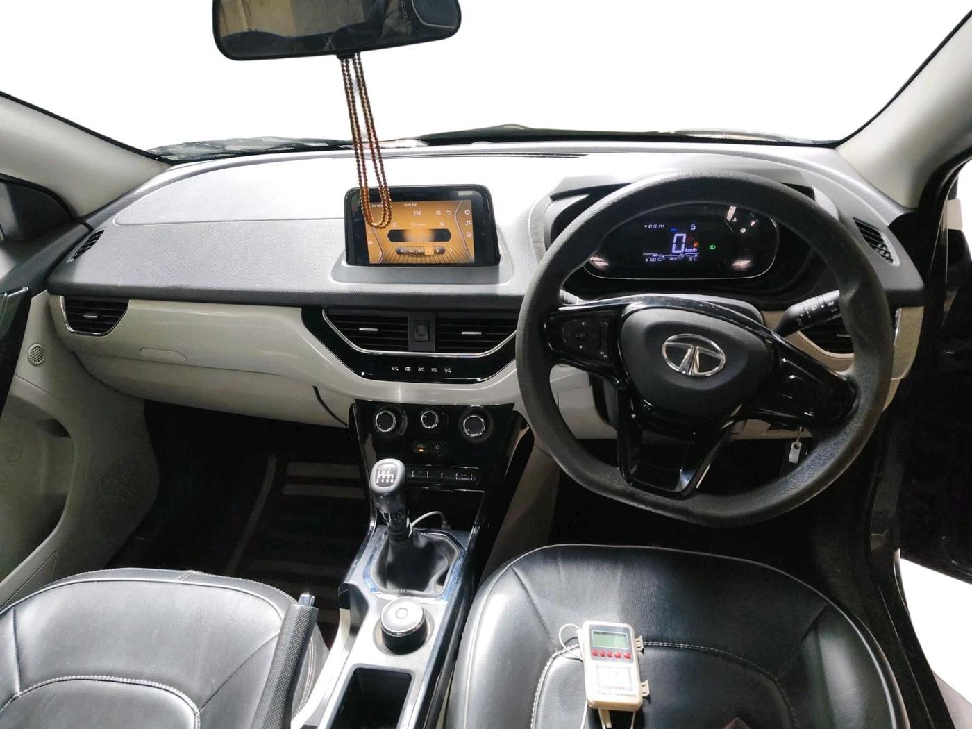 2021 Tata NEXON XZ PETROL, Petrol, Manual, 57,310 km, interior