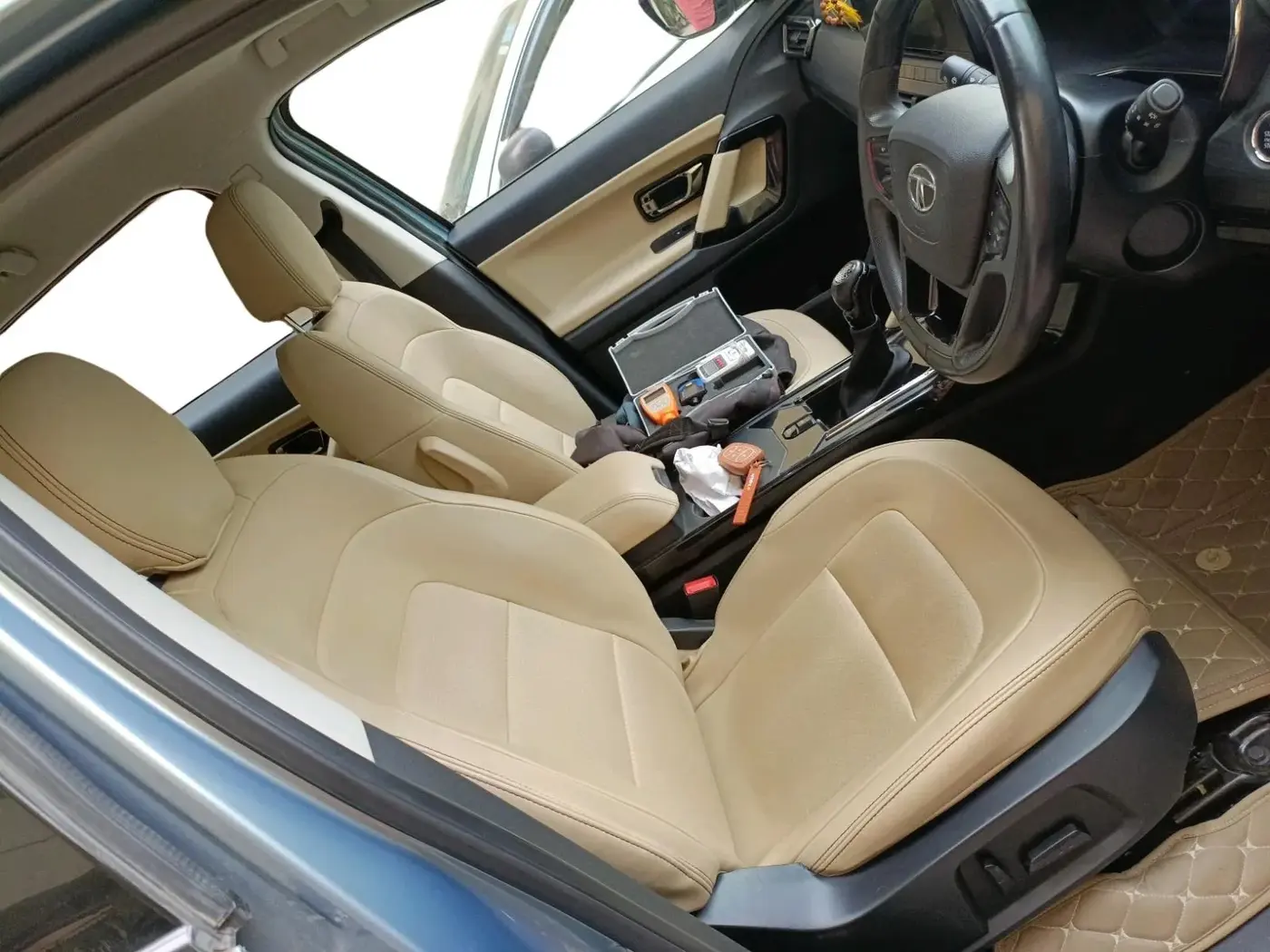 2021 Tata Safari XZA PLUS, Diesel, Automatic, 28,859 km, interior