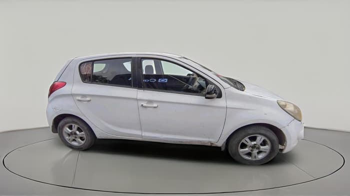 2011 Hyundai i20 SPORTZ 1.2, CNG, Manual, 1,56,299 km, exterior