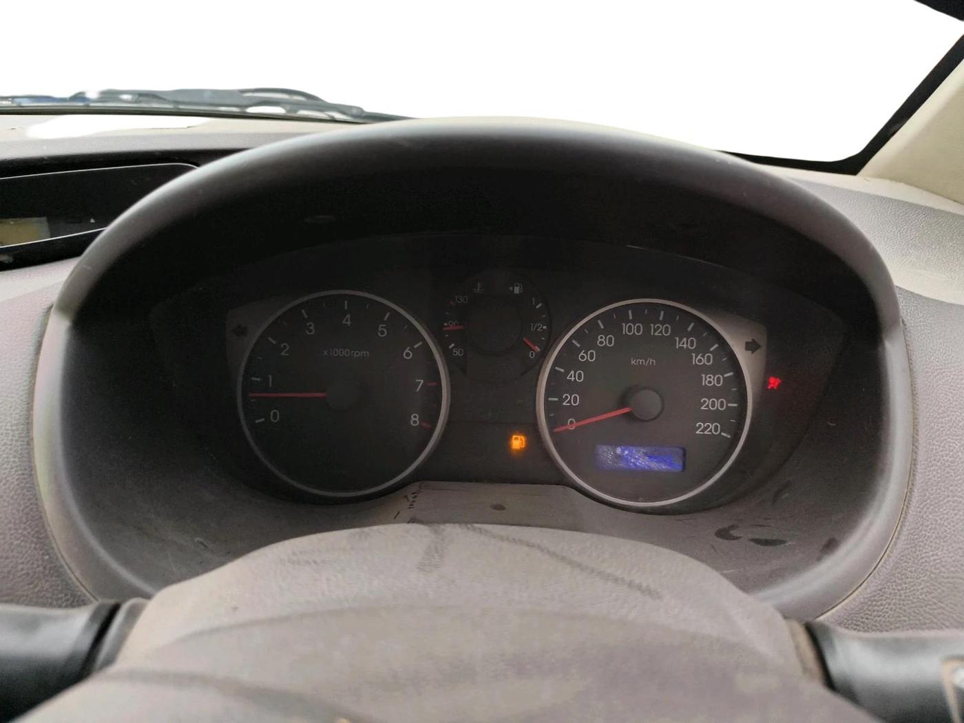 2011 Hyundai i20 SPORTZ 1.2, CNG, Manual, 1,56,299 km, interior