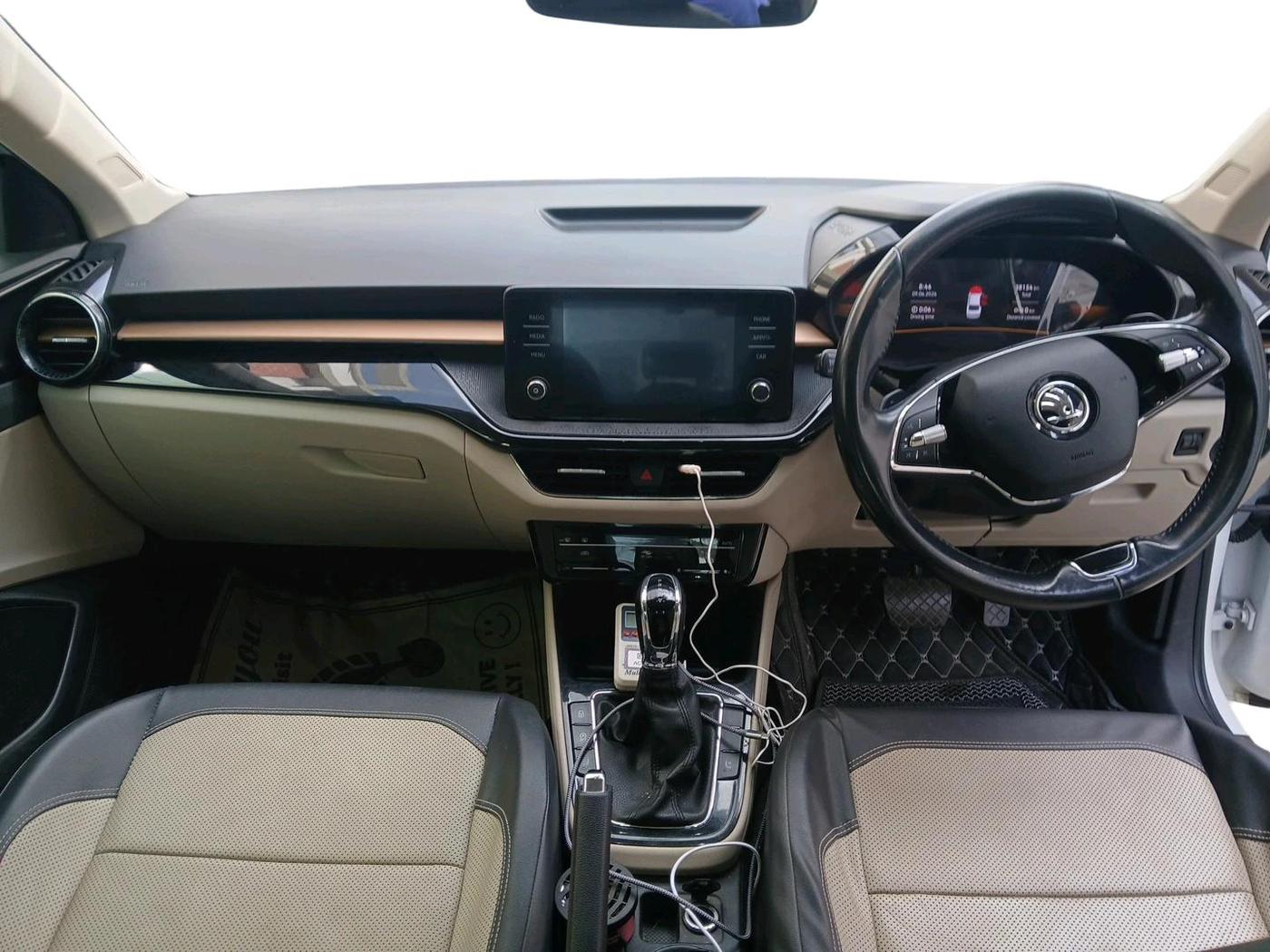 2022 Skoda SLAVIA STYLE 1.5L TSI DSG, Petrol, Automatic, 38,154 km, interior