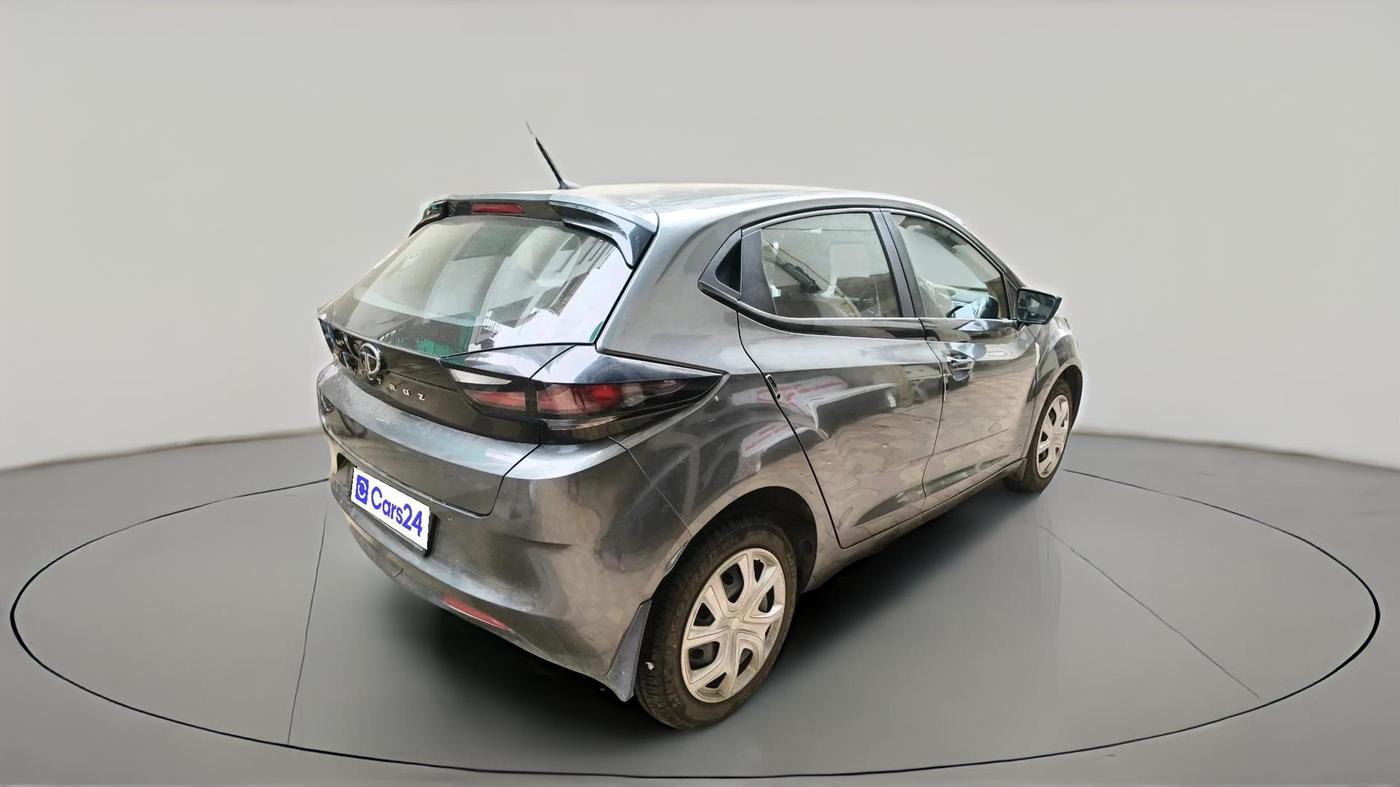 2025 Tata ALTROZ XM PLUS PETROL, Petrol, Manual, 16,209 km, exterior