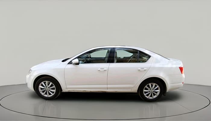 2016 Skoda Octavia STYLE PLUS AT 1.8 TSI, Petrol, Automatic, 1,59,311 km, exterior