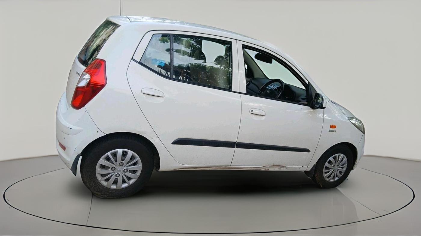 2015 Hyundai i10 SPORTZ 1.1, Petrol, Manual, 38,926 km, exterior