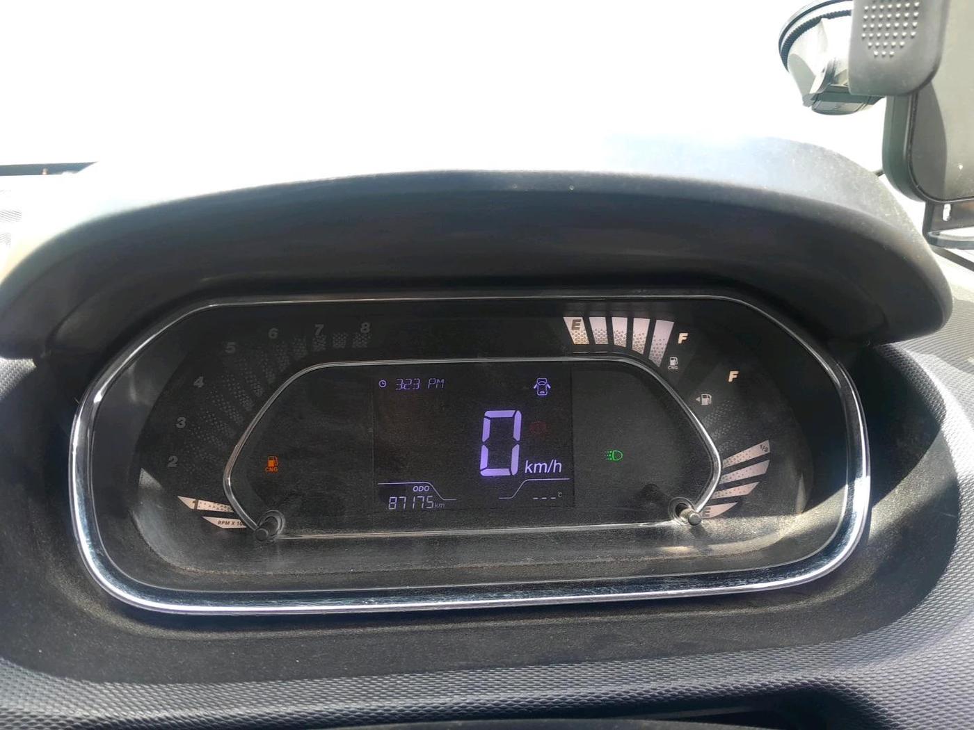 2022 Tata Tiago XZ PLUS CNG, CNG, Manual, 87,175 km, interior
