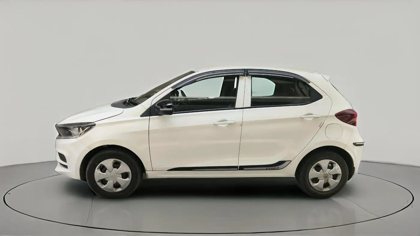 2023 Tata Tiago XT (O) PETROL, Petrol, Manual, 12,296 km, exterior
