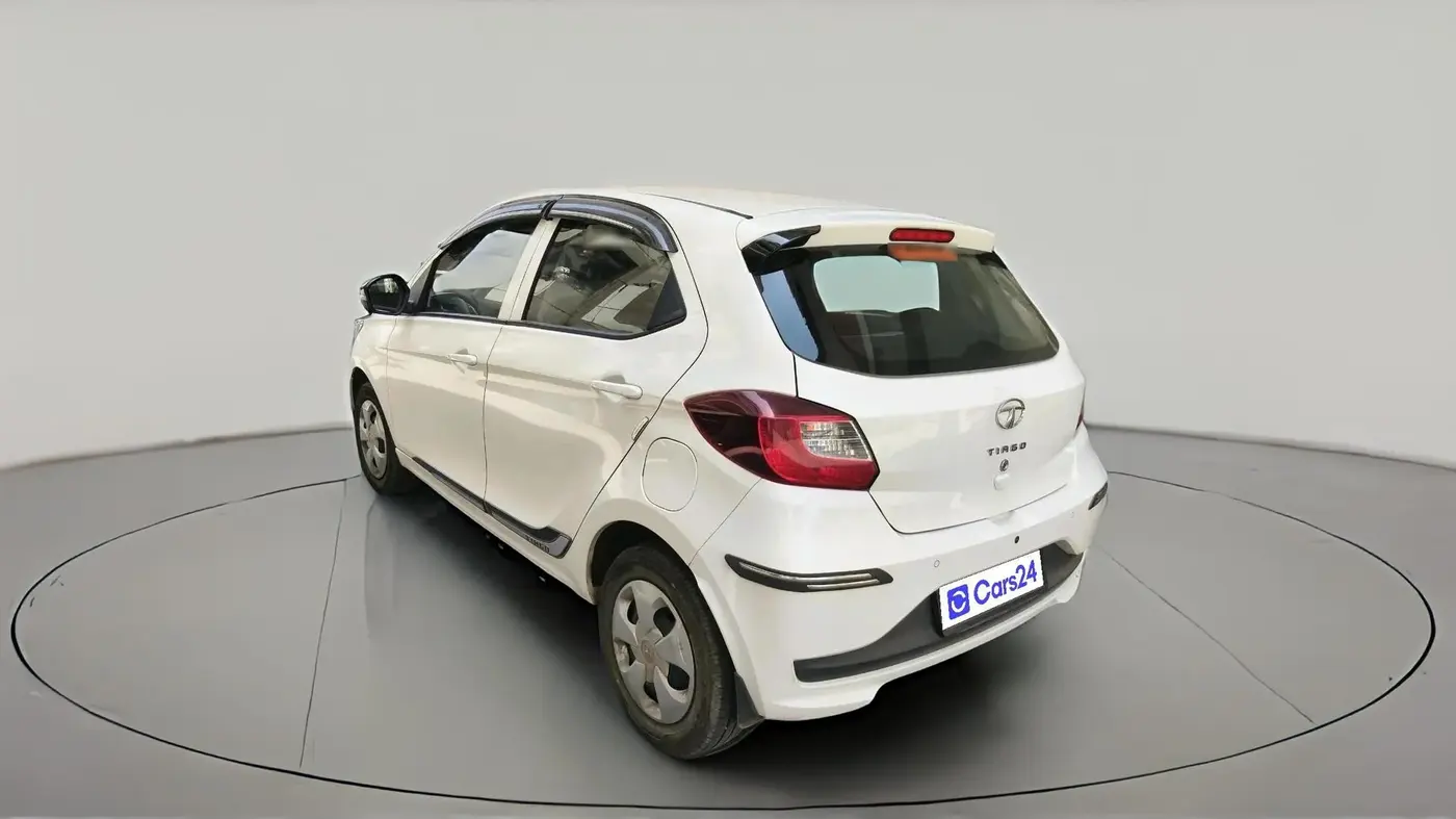 2023 Tata Tiago XT (O) PETROL, Petrol, Manual, 12,296 km, exterior