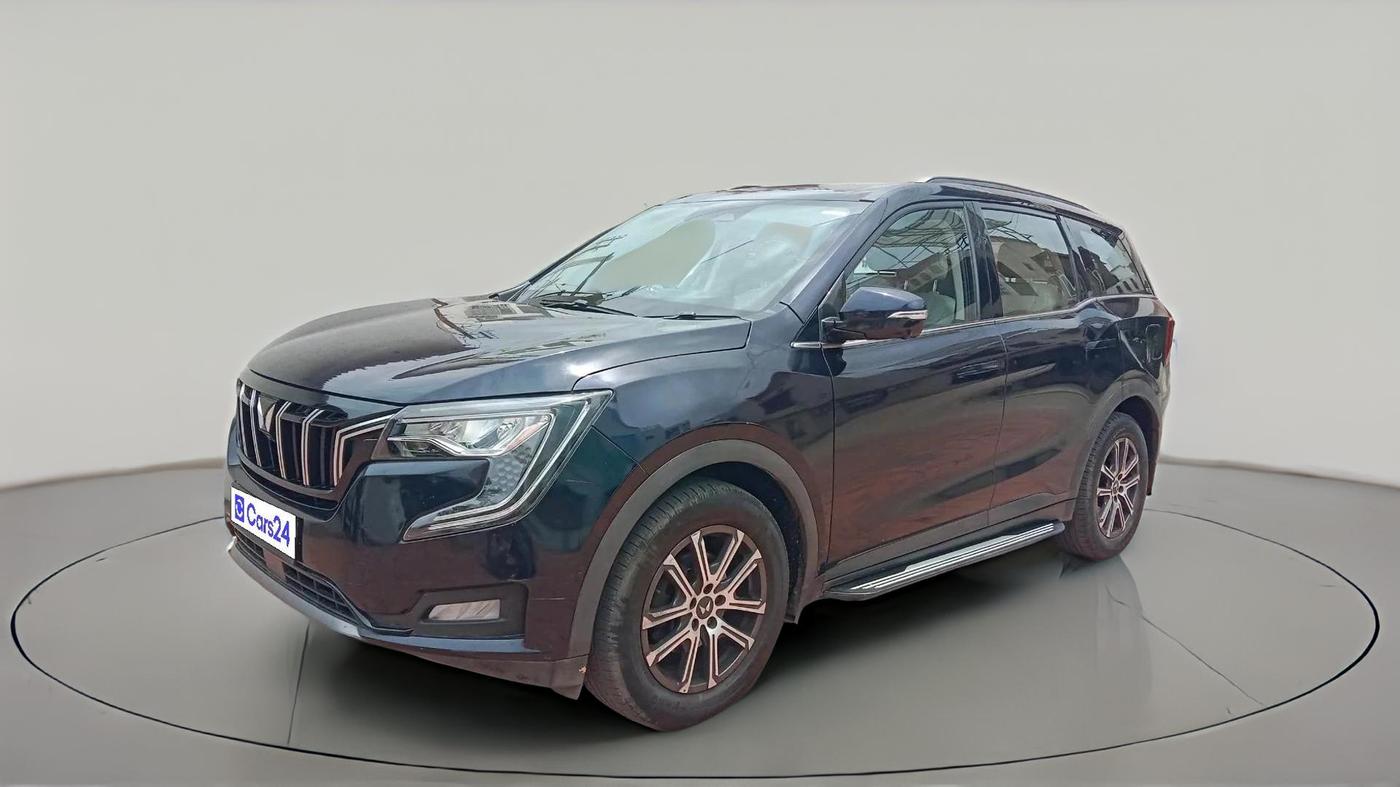 2022 Mahindra XUV700 AX 7 LUXURY P AT 7 STR, Petrol, Automatic, 85,034 km, exterior