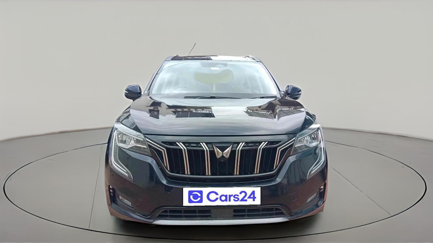 2022 Mahindra XUV700 AX 7 LUXURY P AT 7 STR, Petrol, Automatic, 85,034 km, exterior