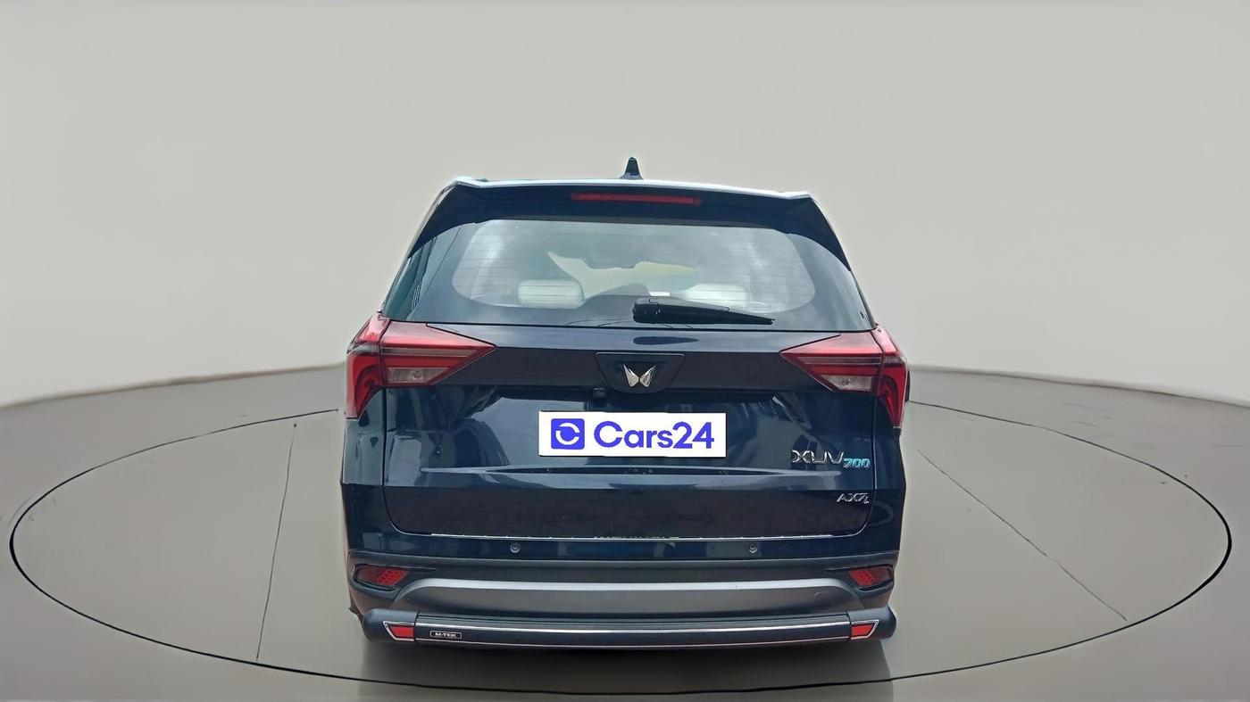 2022 Mahindra XUV700 AX 7 LUXURY P AT 7 STR, Petrol, Automatic, 85,034 km, exterior