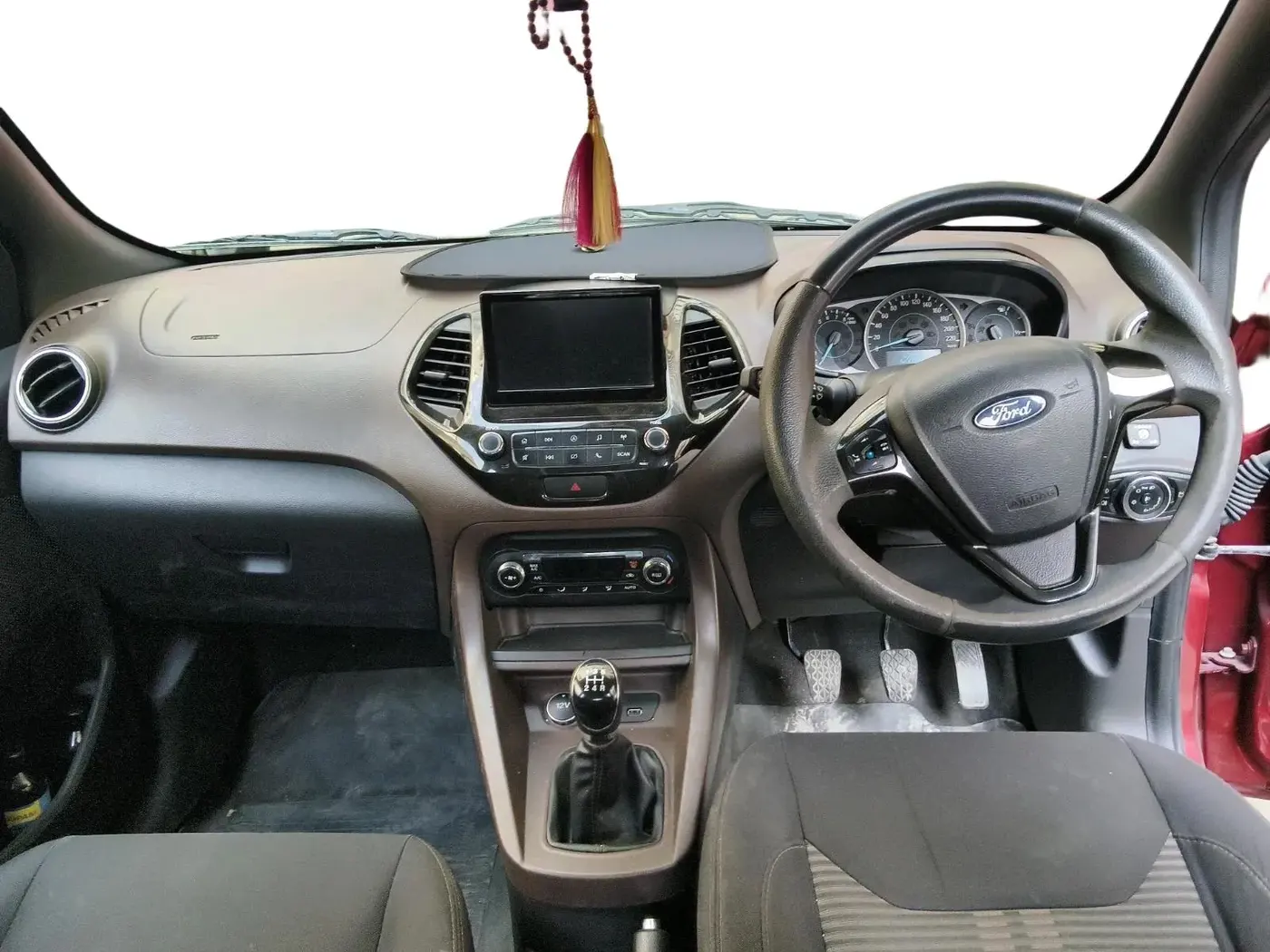 2018 Ford FREESTYLE TITANIUM 1.2 PETROL, CNG, Manual, 85,048 km, interior