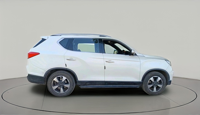 2019 Mahindra ALTURAS G4 4WD AT, Diesel, Automatic, 85,749 km, exterior