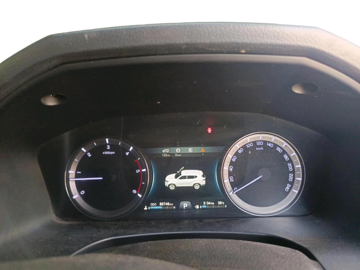 2019 Mahindra ALTURAS G4 4WD AT, Diesel, Automatic, 85,749 km, interior