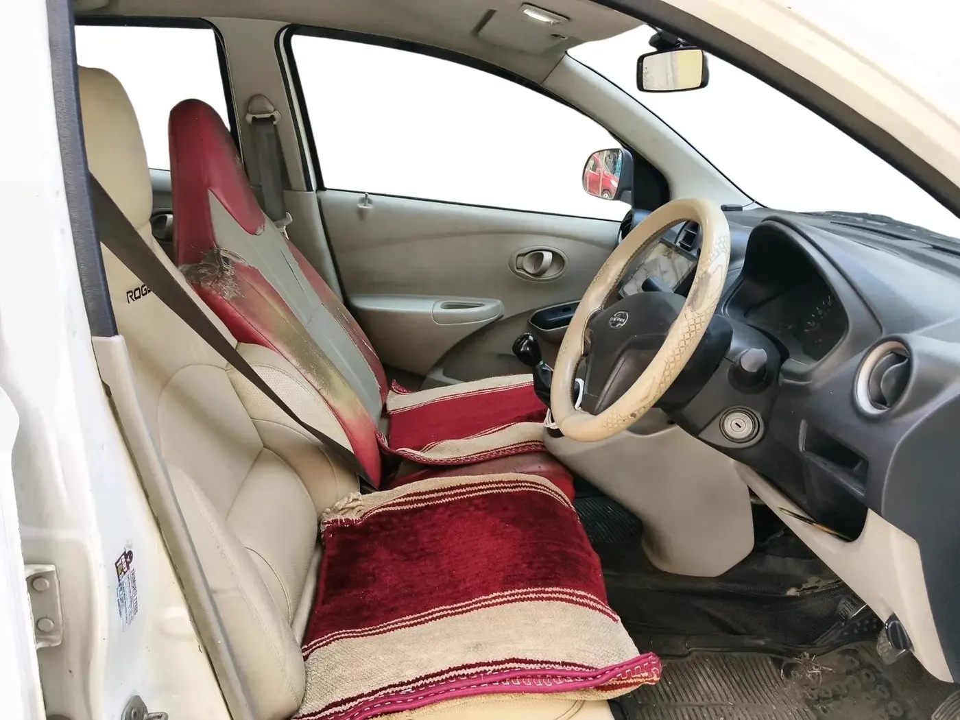2016 Datsun Go T, Petrol, Manual, 1,51,477 km, interior