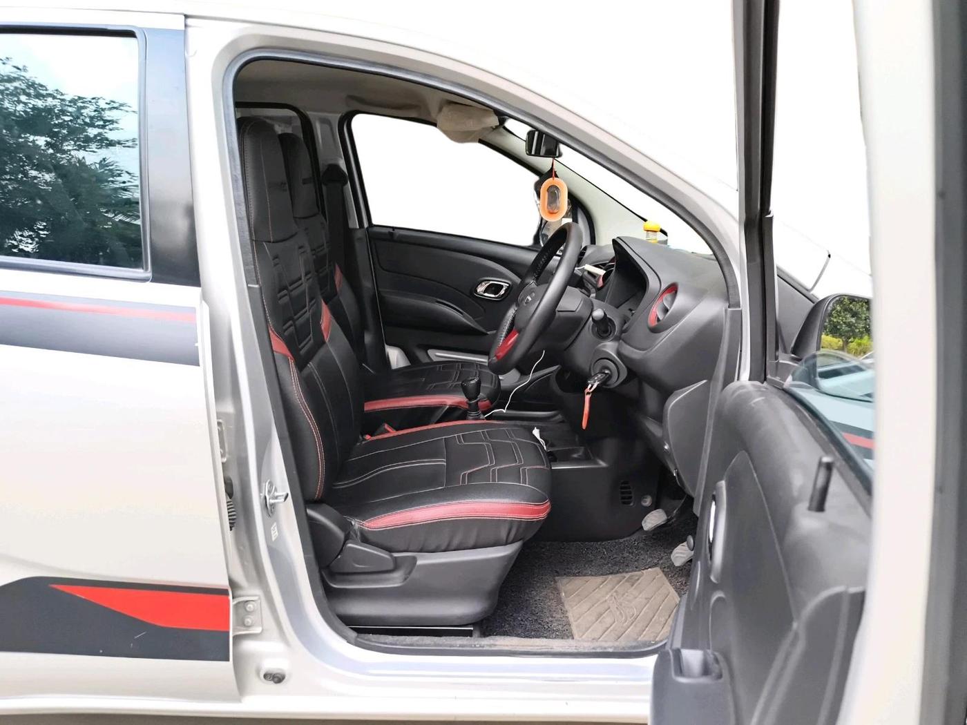 2018 Datsun Redi Go T(O) 1.0L LIMITED EDITION, Petrol, Manual, 34,042 km, interior