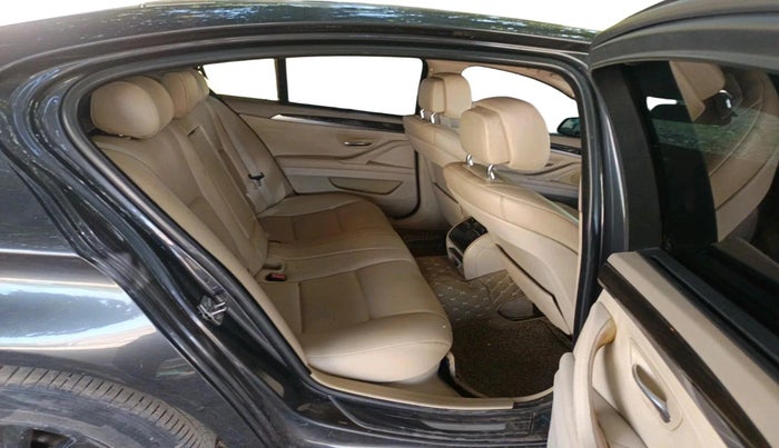 2010 BMW 5 Series 525D, Diesel, Automatic, 1,75,570 km, interior