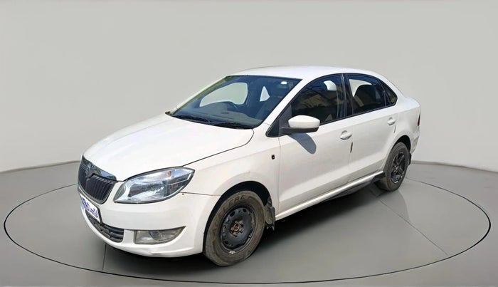 2014 Skoda Rapid AMBITION 1.6 TDI CR MT, Diesel, Manual, 99,482 km, exterior