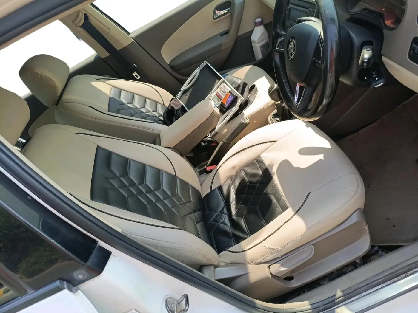 2014 Skoda Rapid AMBITION 1.6 TDI CR MT, Diesel, Manual, 99,482 km, interior