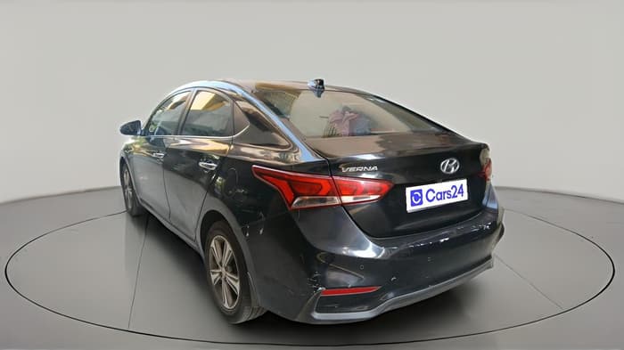 2018 Hyundai Verna 1.6 SX (O) CRDI MT, Diesel, Manual, 2,45,090 km, exterior