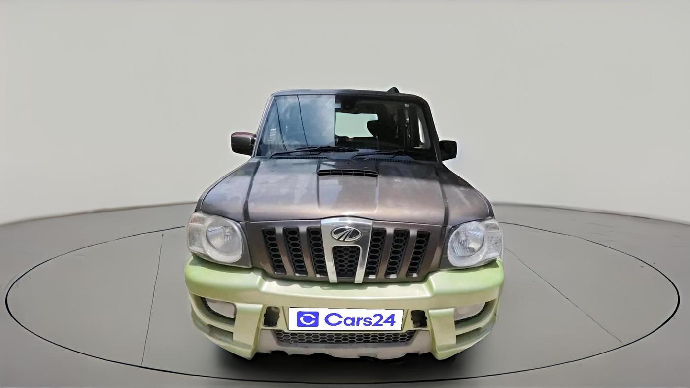 2013 Mahindra Scorpio VLX 2WD AIRBAG BS-III, Diesel, Manual, 3,30,950 km, exterior