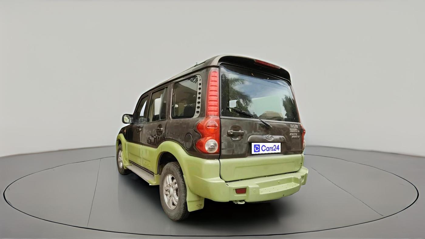2013 Mahindra Scorpio VLX 2WD AIRBAG BS-III, Diesel, Manual, 3,30,950 km, exterior