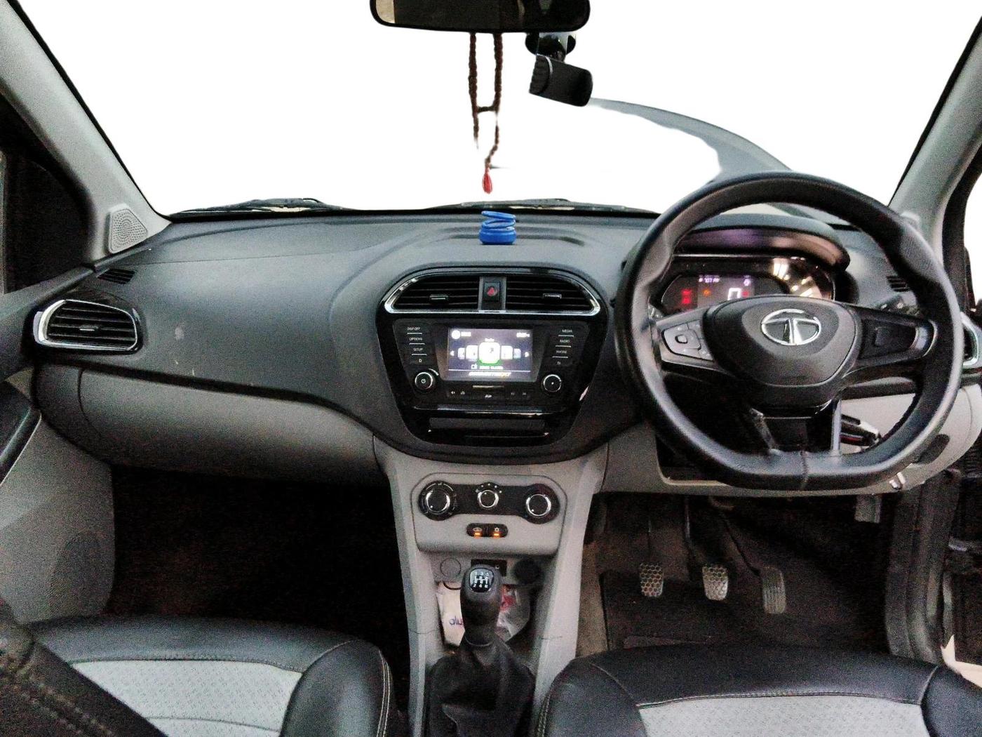2021 Tata Tiago XT Limited Edition, Petrol, Manual, 60,806 km, interior