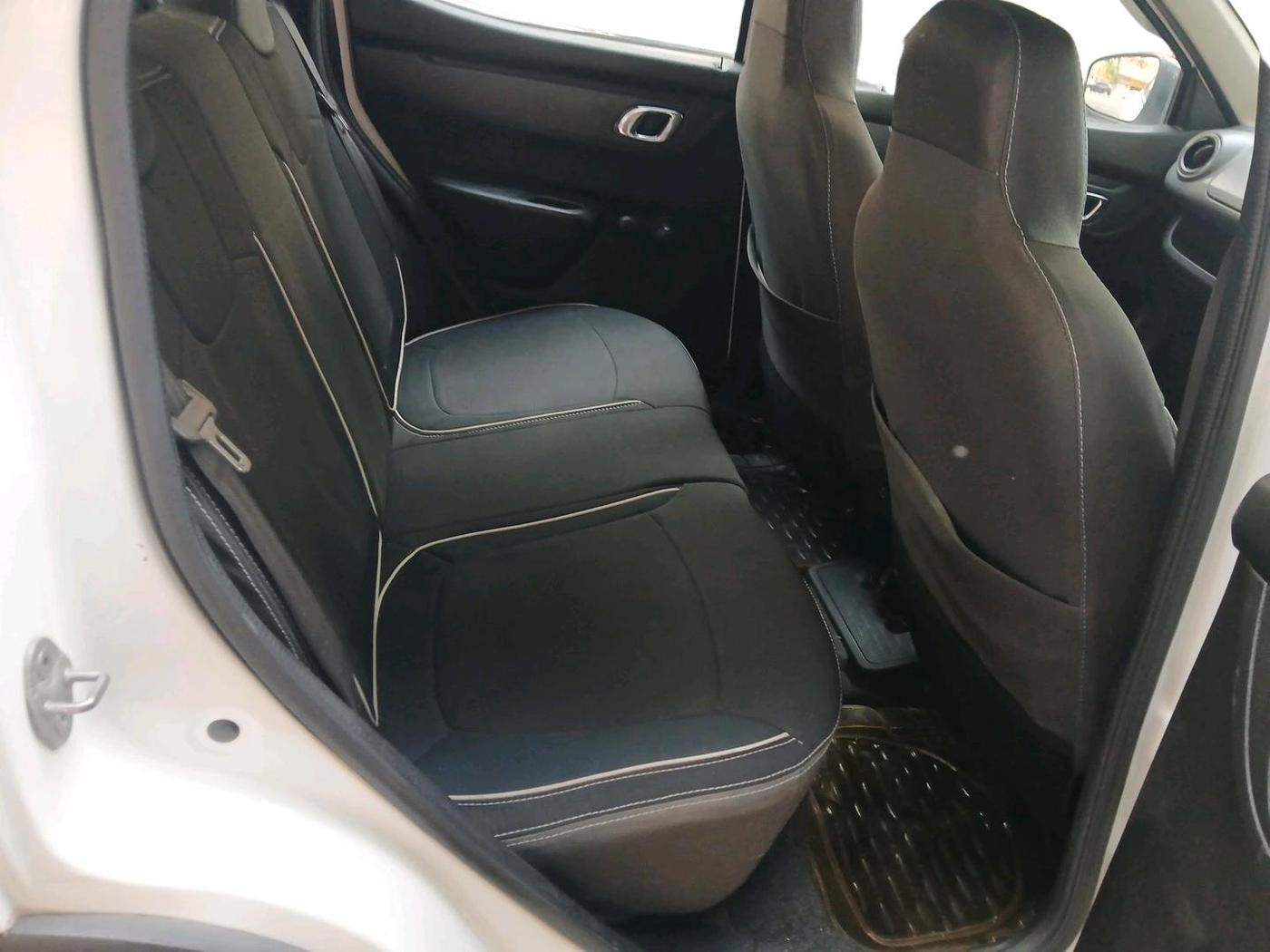 2018 Renault Kwid RXT 0.8 (O), Petrol, Manual, 75,818 km, interior